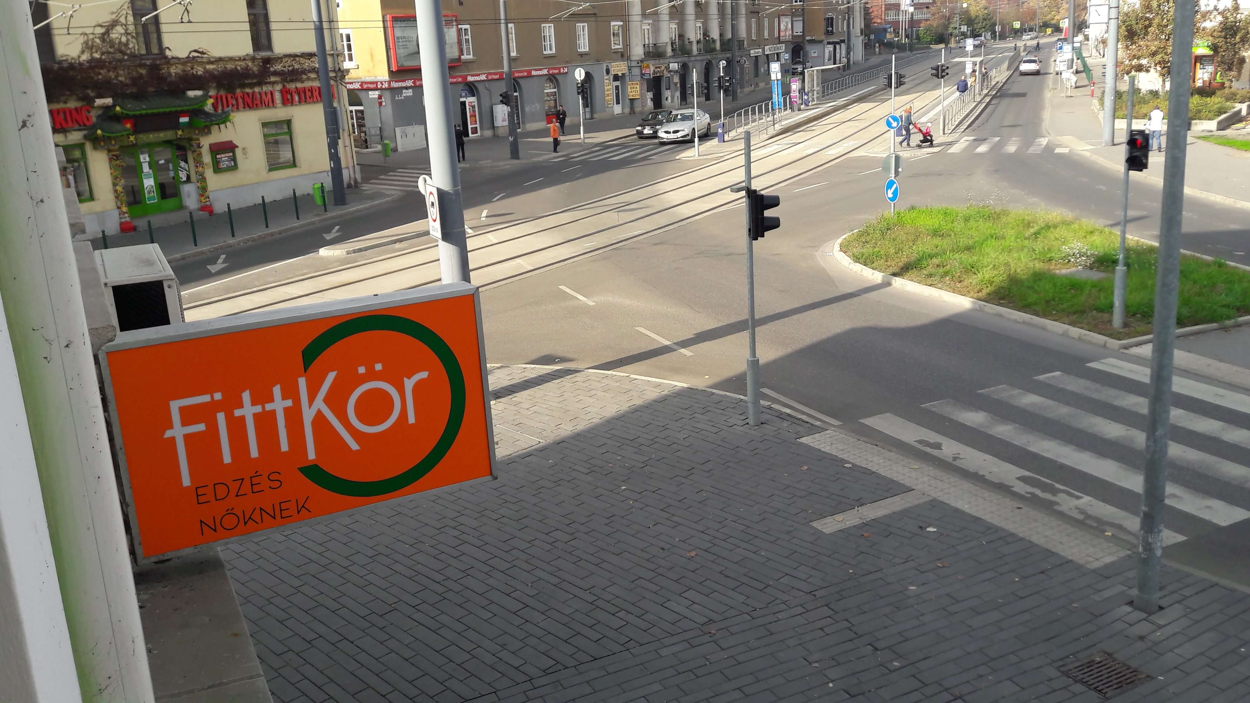 Fittkör terem - kinti